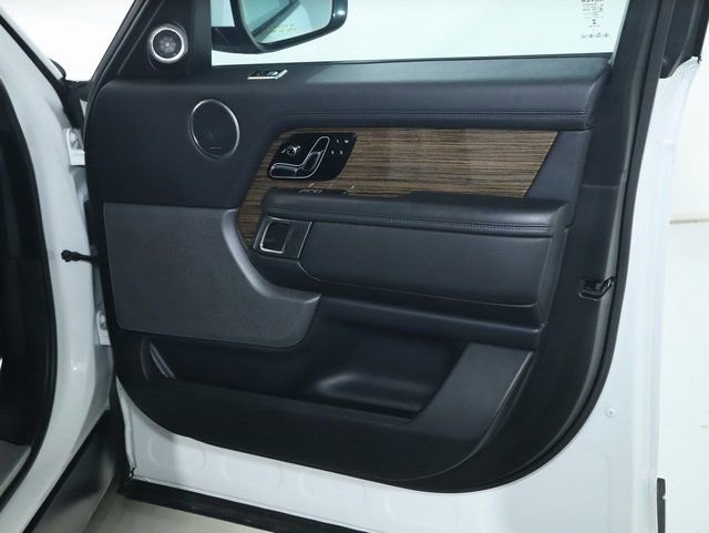 Used 2019 Land Rover Range Rover image 37