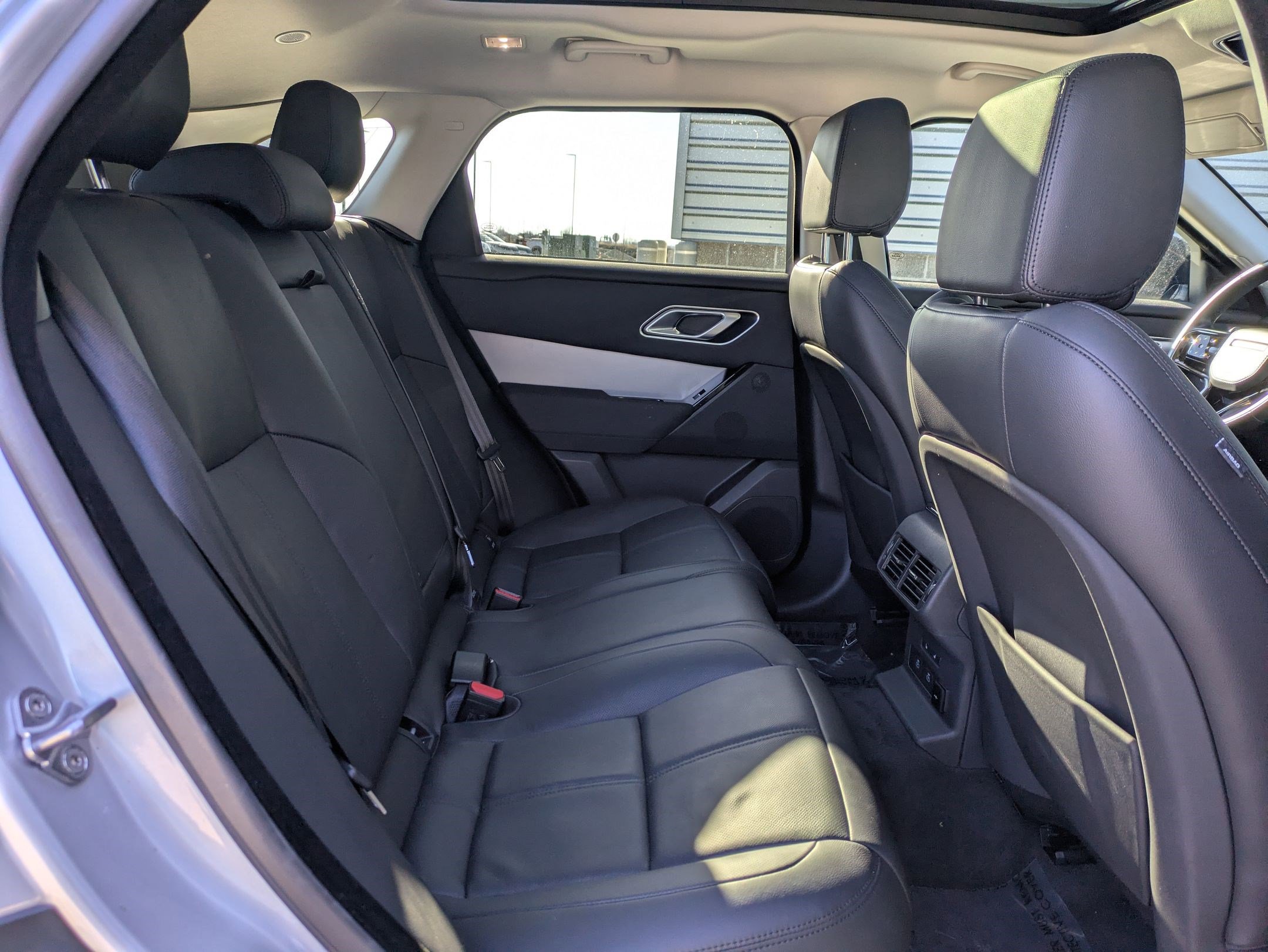 Certified 2024 Land Rover Range Rover Velar S image 29