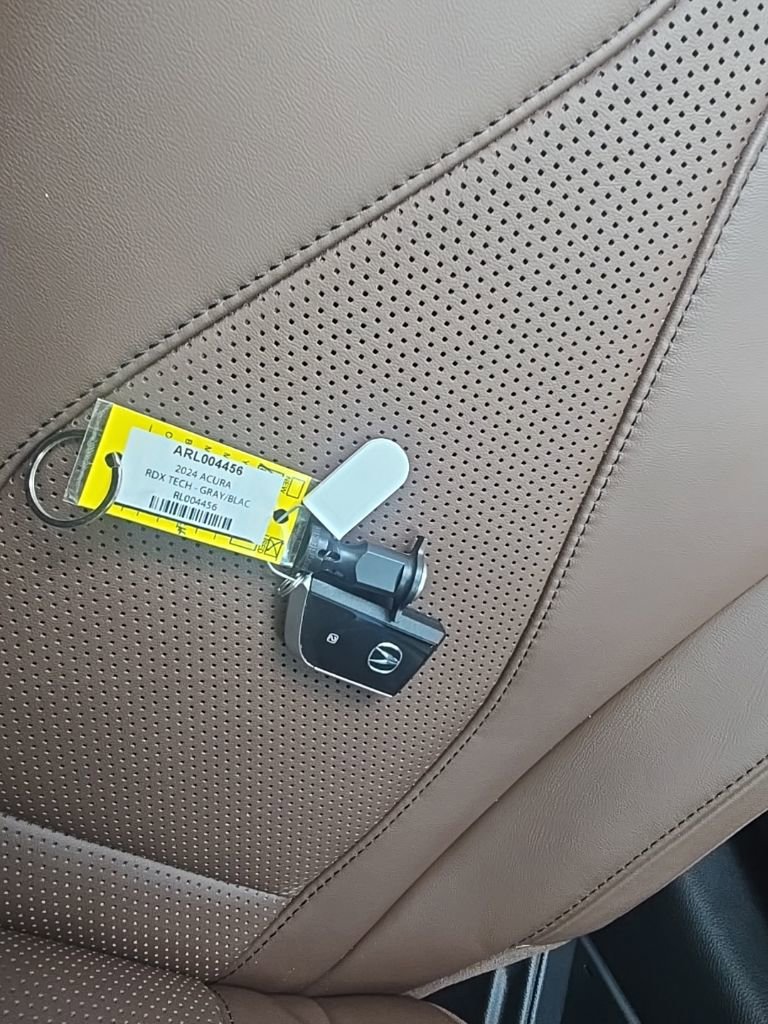 Certified 2024 Acura RDX SH-AWD w/ Technology Package image 38