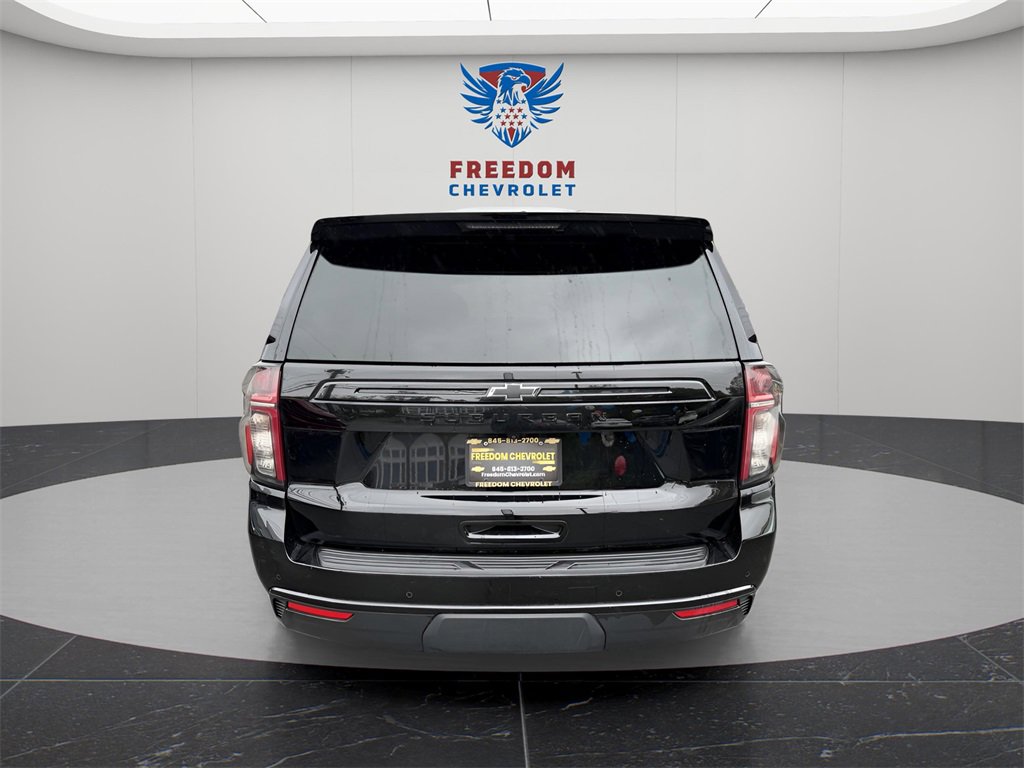 Used 2023 Chevrolet Suburban Z71 image 4