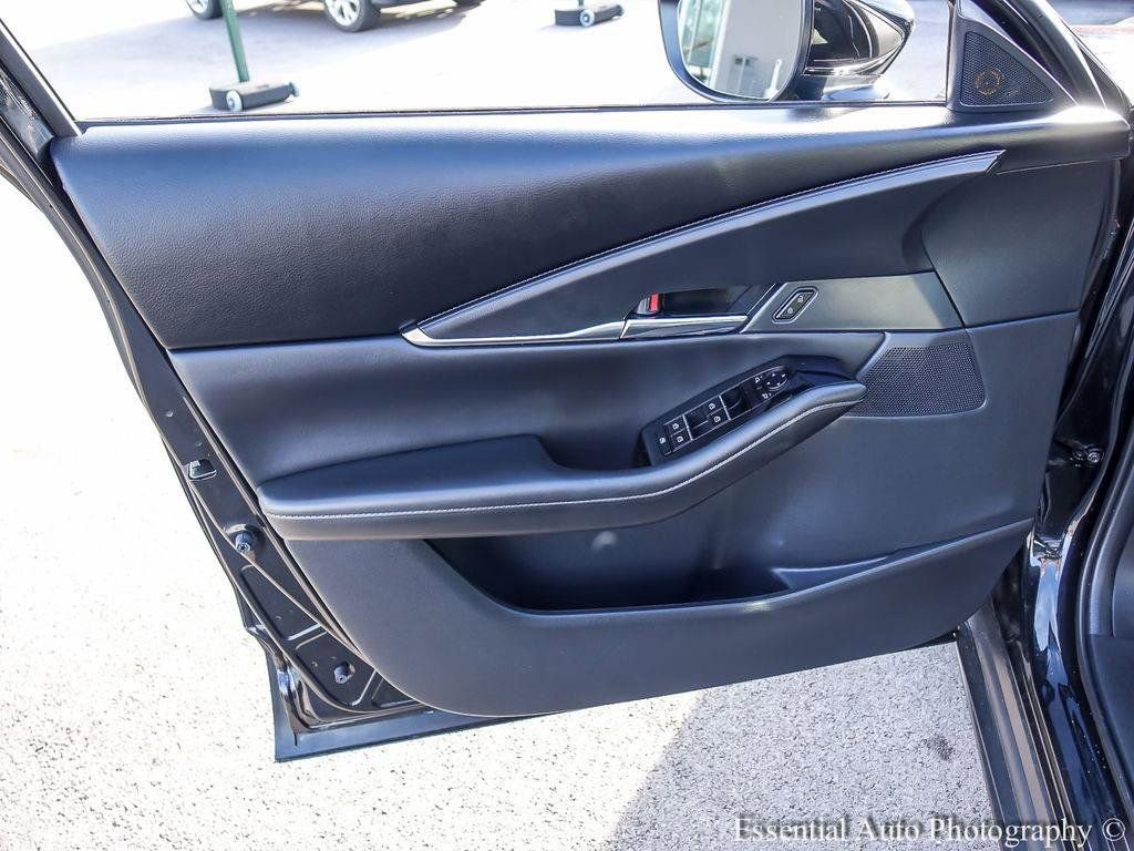 Used 2023 MAZDA CX-30 AWD 2.5 S w/ Preferred Package image 19