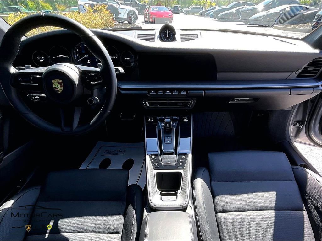 Used 2021 Porsche 911 Carrera image 13