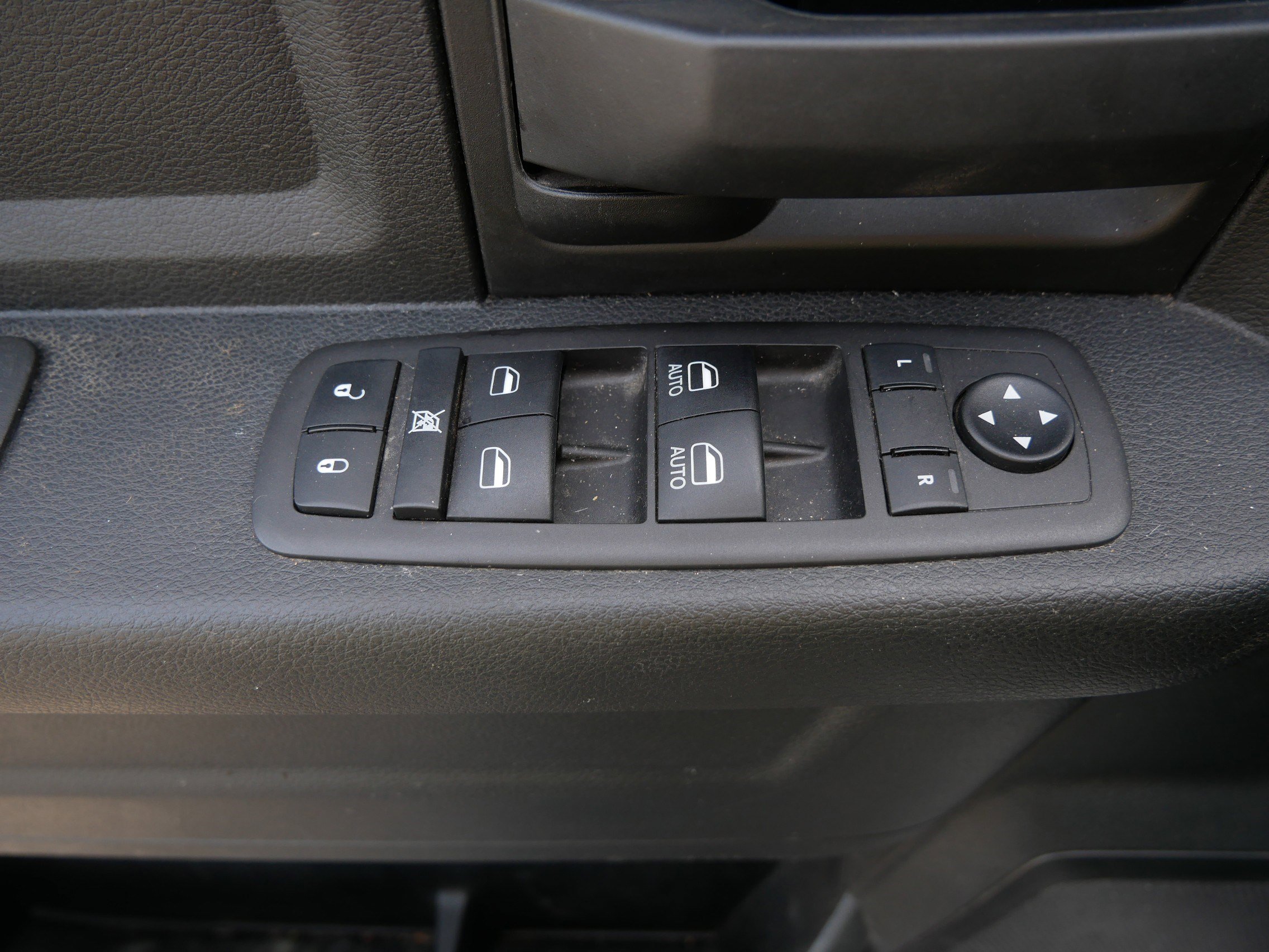 Certified 2023 RAM 1500 Tradesman w/ Tradesman SXT Package image 21