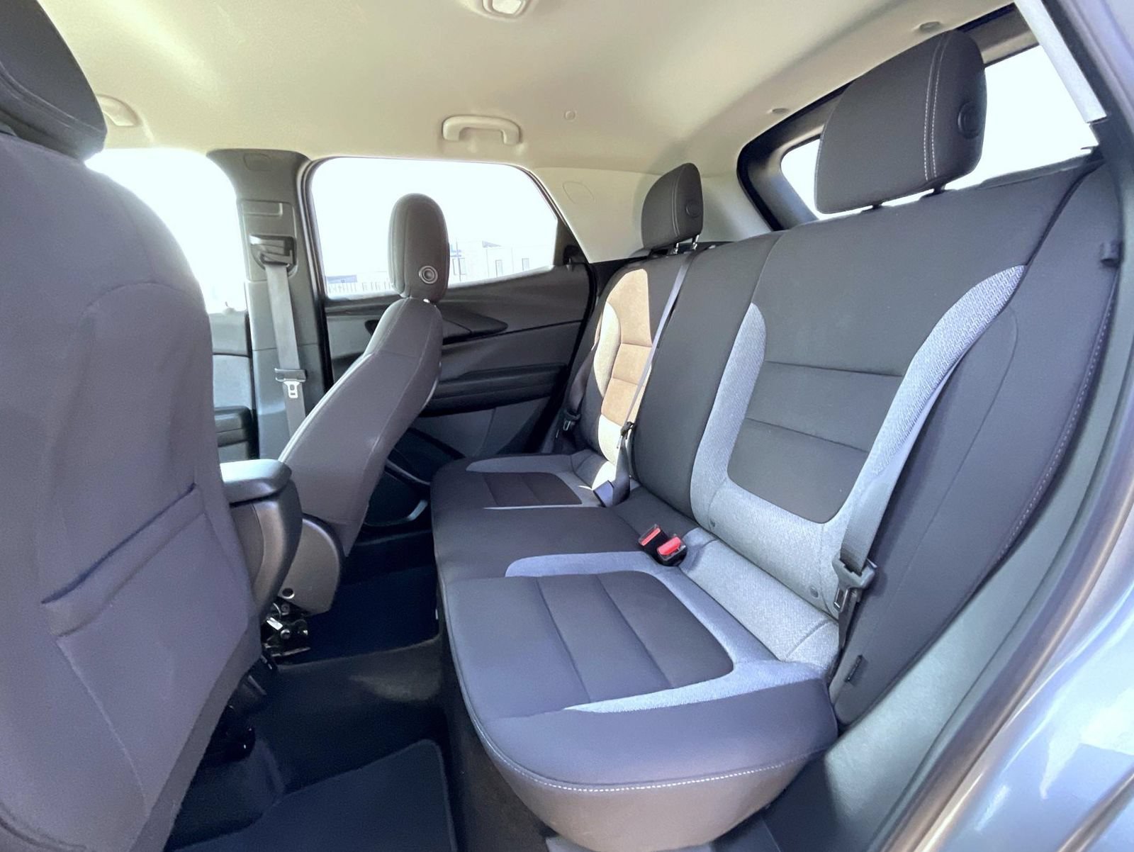 Used 2023 Chevrolet TrailBlazer LT w/ Convenience Package AWD/4WD image 19