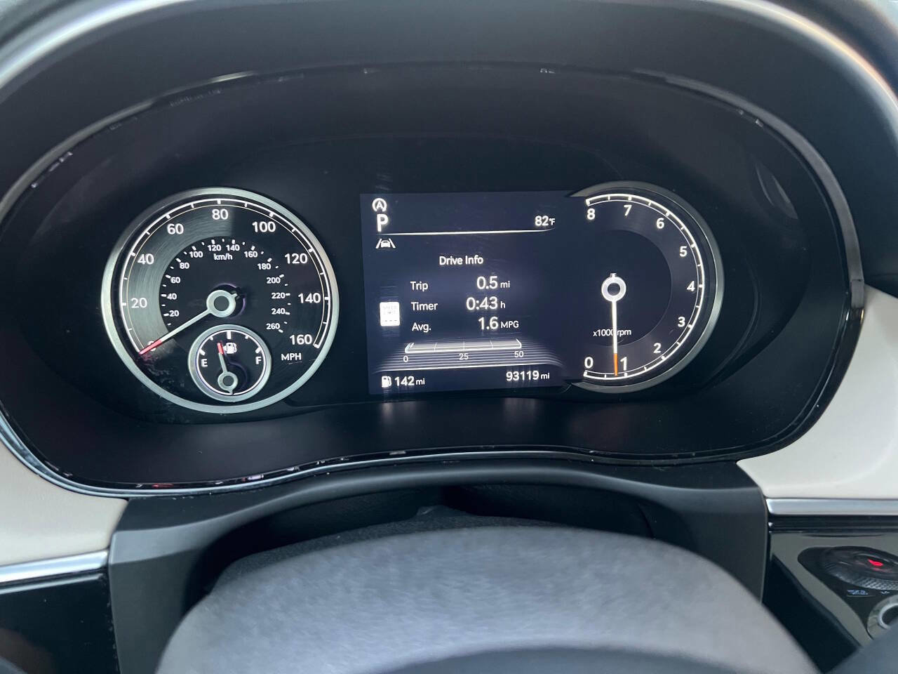 Used 2023 Genesis GV70 2.5T AWD/4WD image 23
