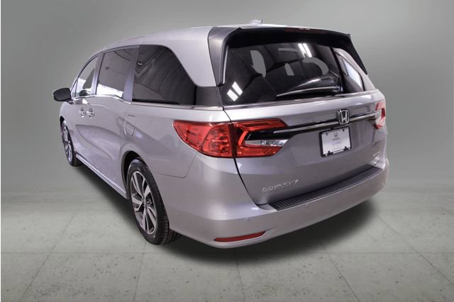 Used 2023 Honda Odyssey Touring image 4