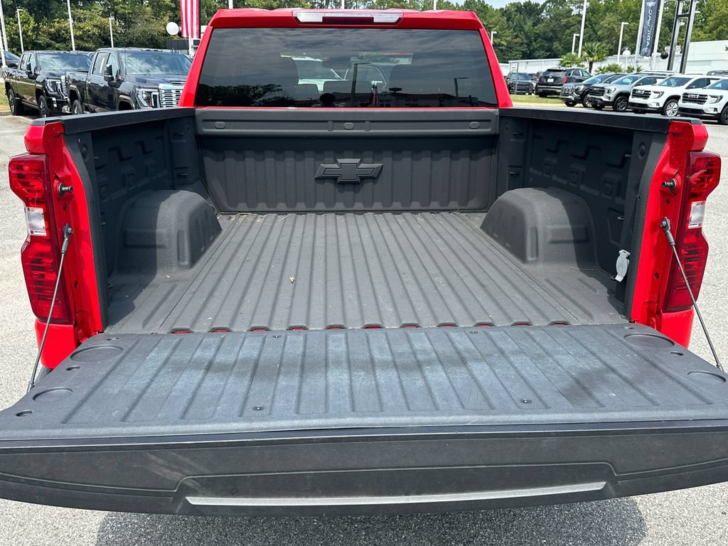 Used 2022 Chevrolet Silverado 1500 LT AWD/4WD image 18