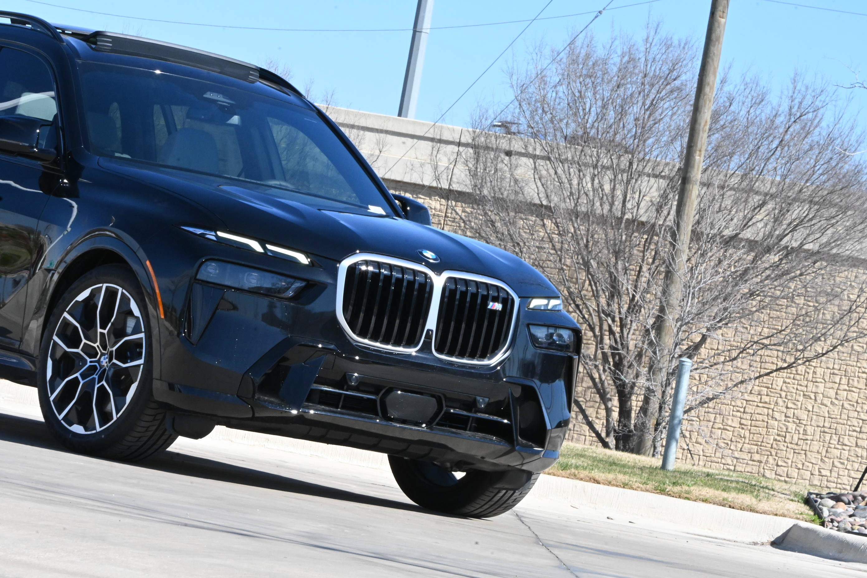 Used 2026 BMW X7 M60i AWD/4WD image 3