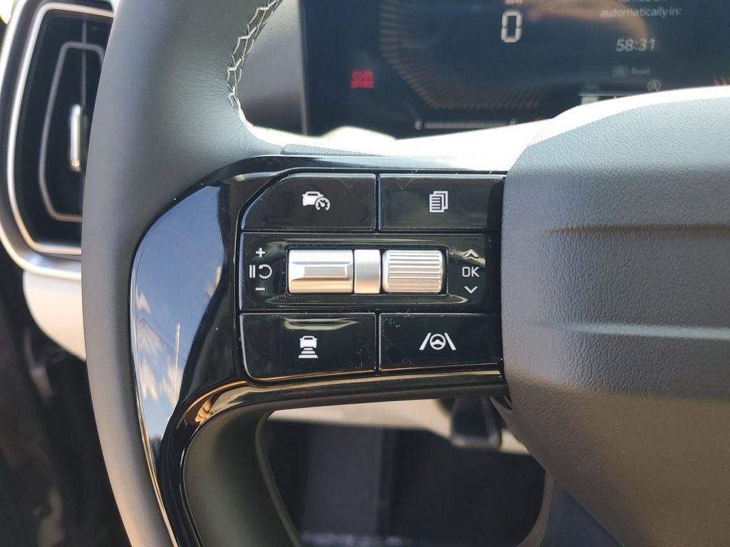New 2026 Kia Sorento S w/ S Panoramic Sunroof Package FWD image 12