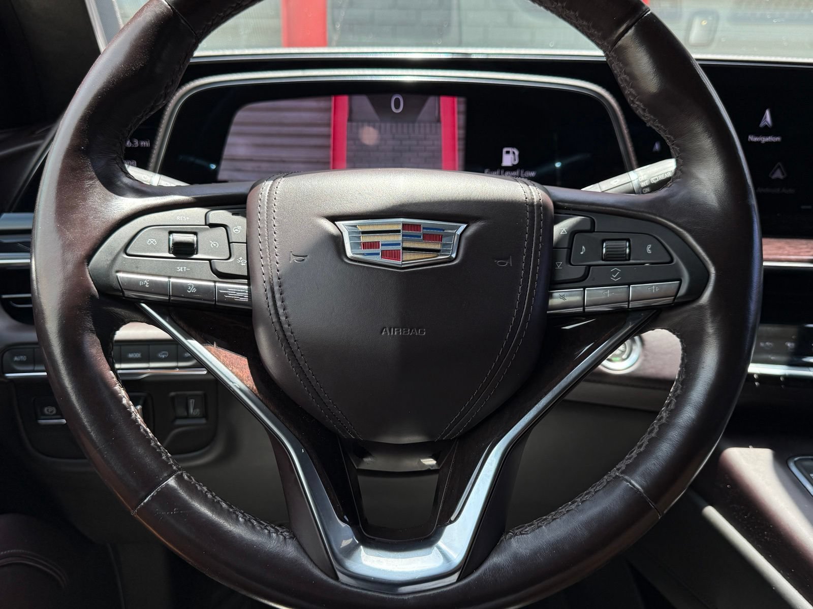 Used 2022 Cadillac Escalade ESV Sport Platinum AWD/4WD image 22