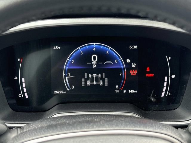 Used 2025 Toyota Corolla Cross XLE image 27