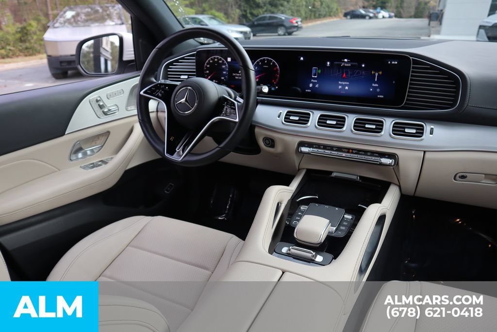 Used 2025 Mercedes-Benz GLS 450 4MATIC image 30