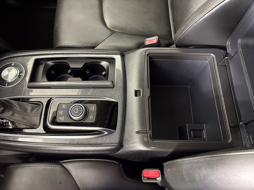 Used 2023 Nissan Armada SV RWD image 32
