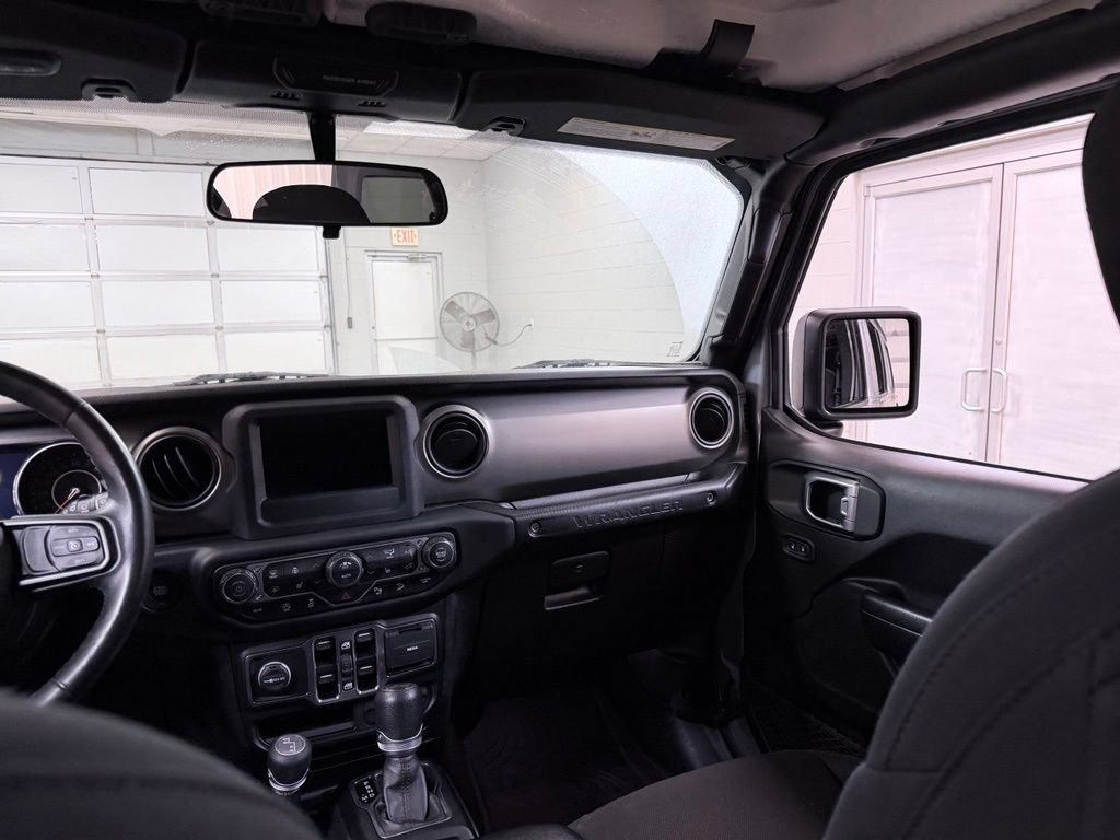 Used 2018 Jeep Wrangler Unlimited Sport S AWD/4WD image 25