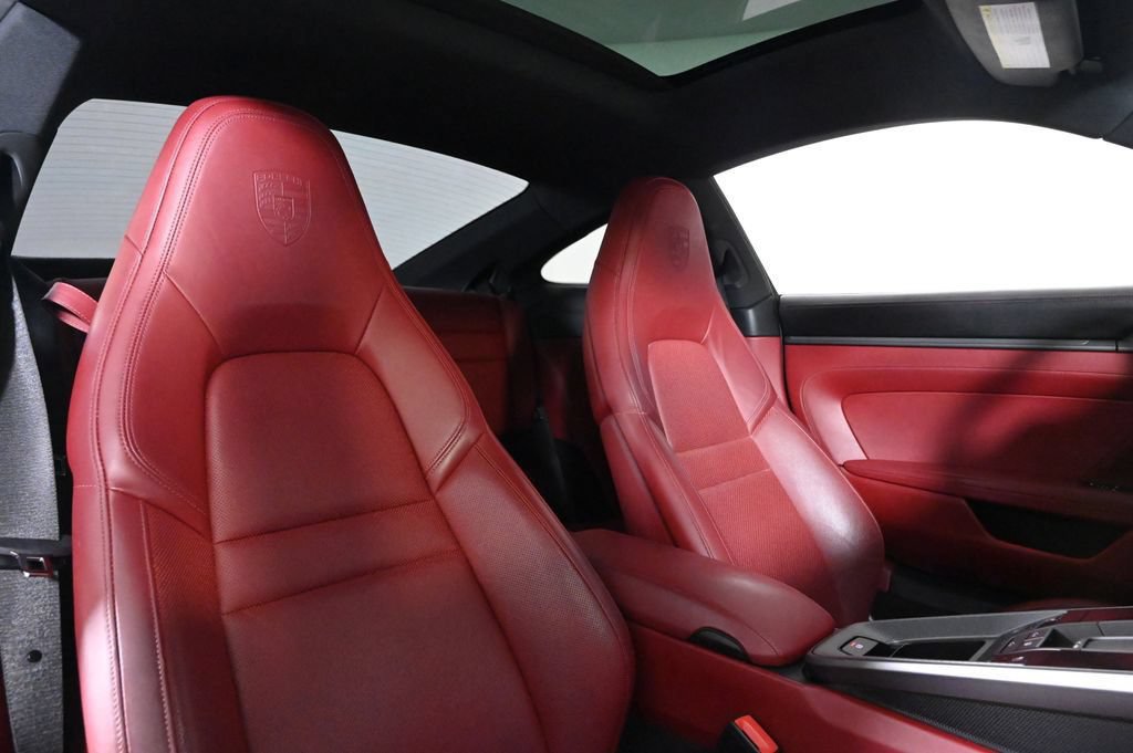 Certified 2022 Porsche 911 Carrera RWD image 18