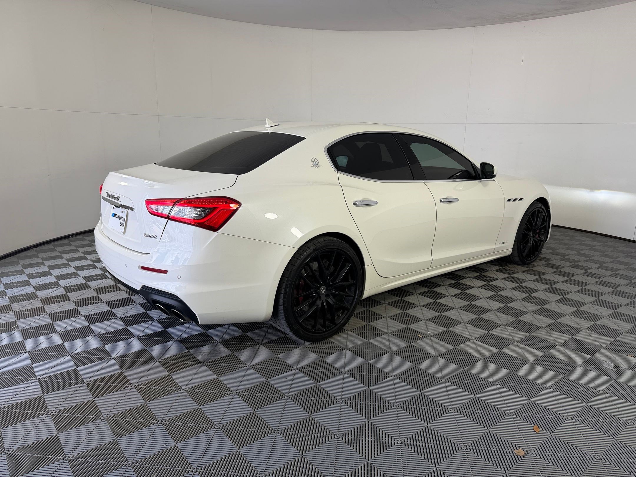 Used 2018 Maserati Ghibli S GranSport Q4 AWD/4WD image 9