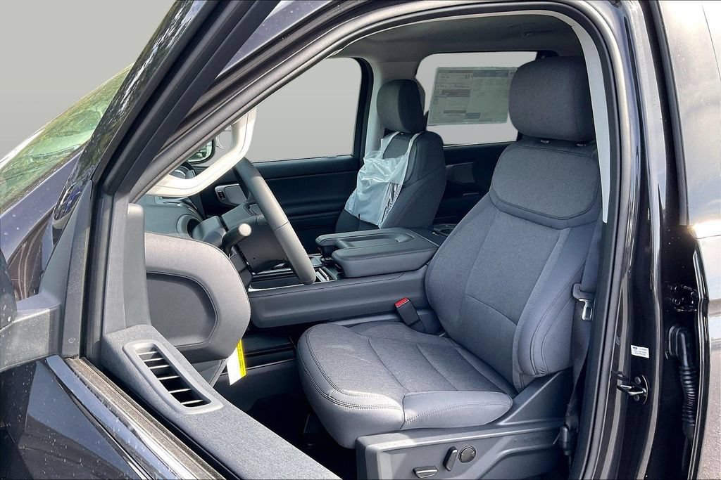 New 2027 Ford Expedition Active RWD image 24