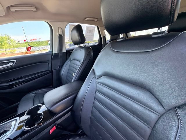 Used 2018 Ford Edge SEL w/ Equipment Group 201A FWD image 24