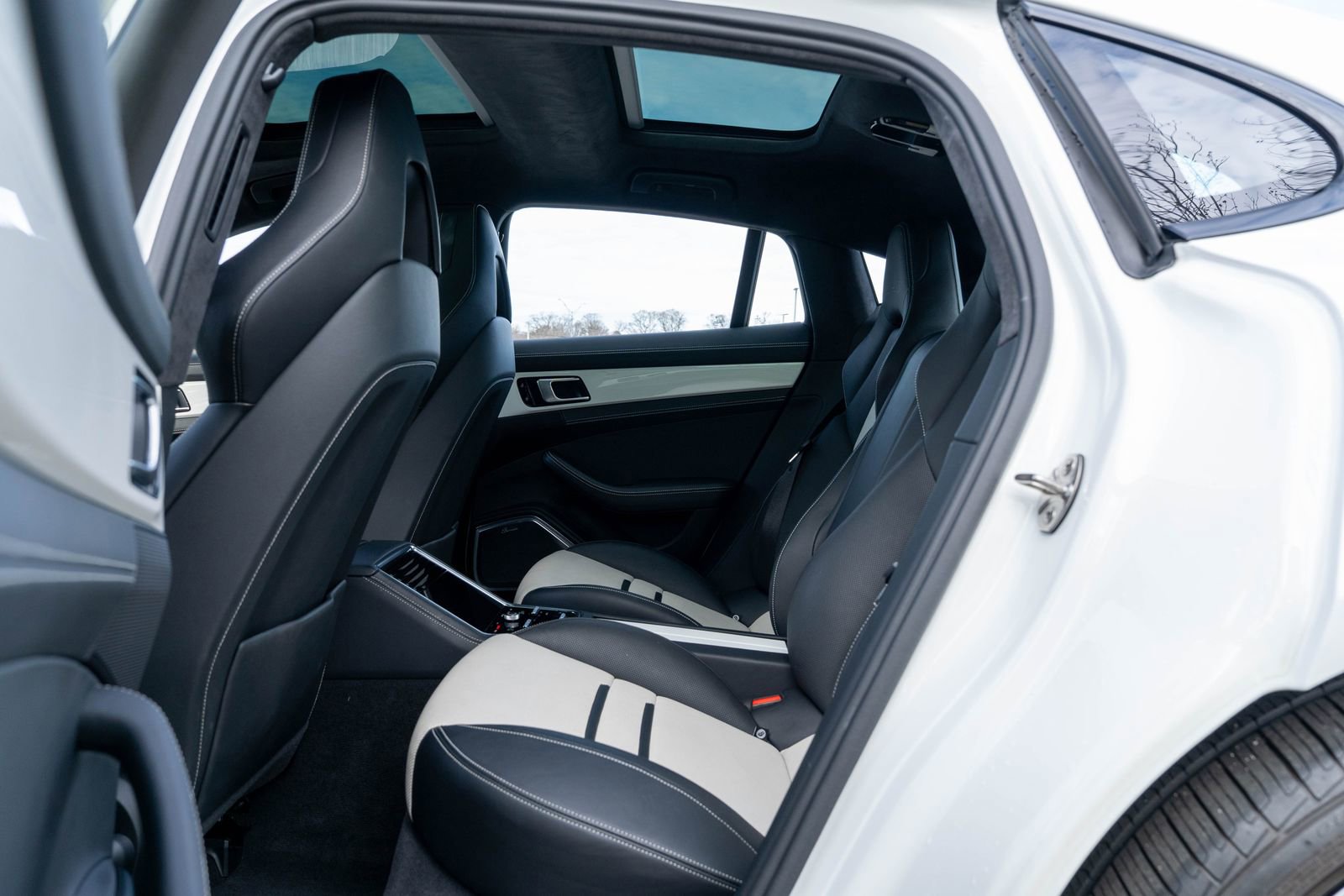 Certified 2021 Porsche Panamera Turbo S image 32