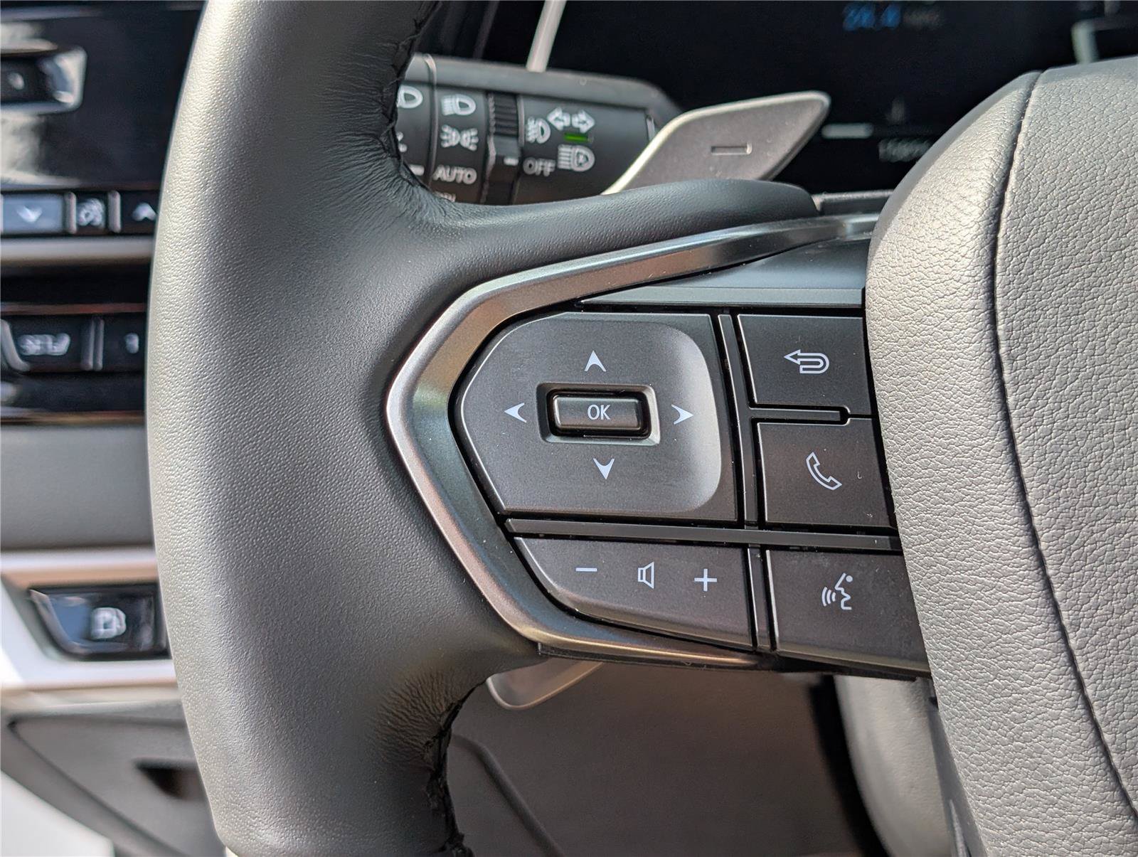 Certified 2025 Lexus RX 350 Premium AWD/4WD image 23