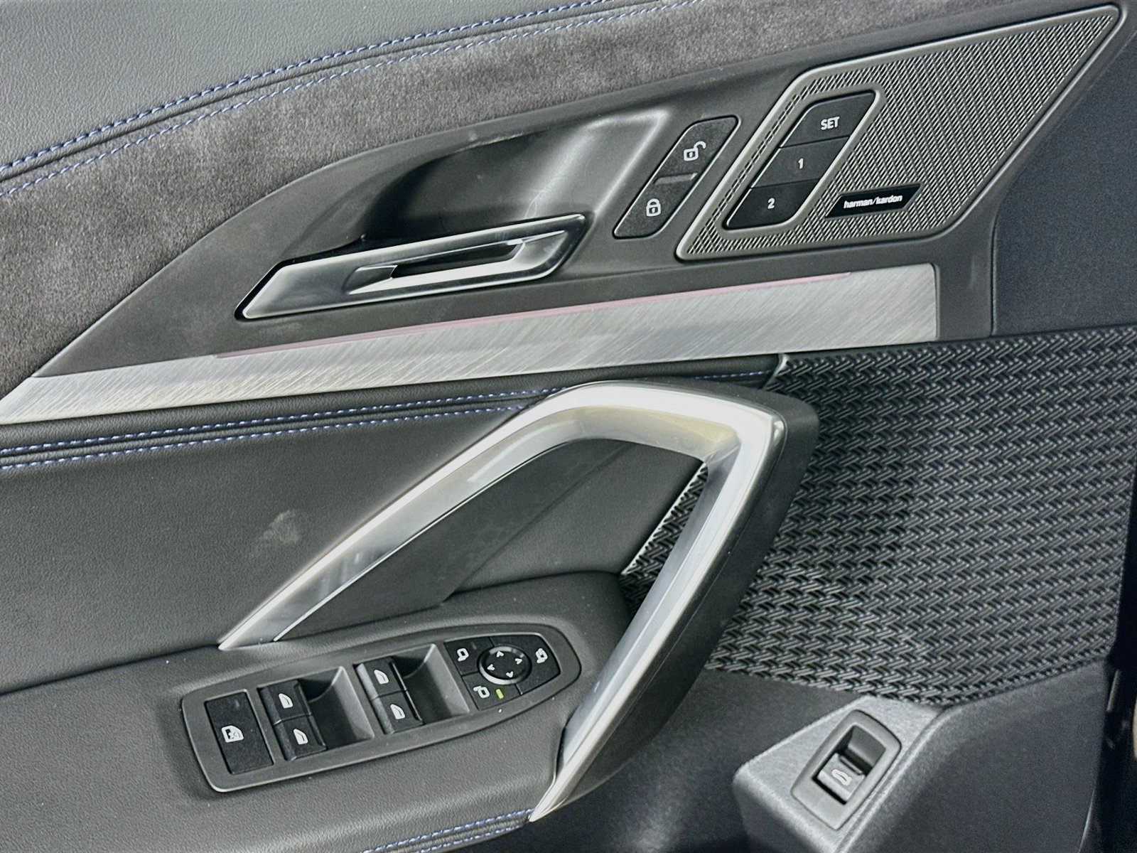 New 2027 BMW X2 xDrive28i AWD/4WD image 17