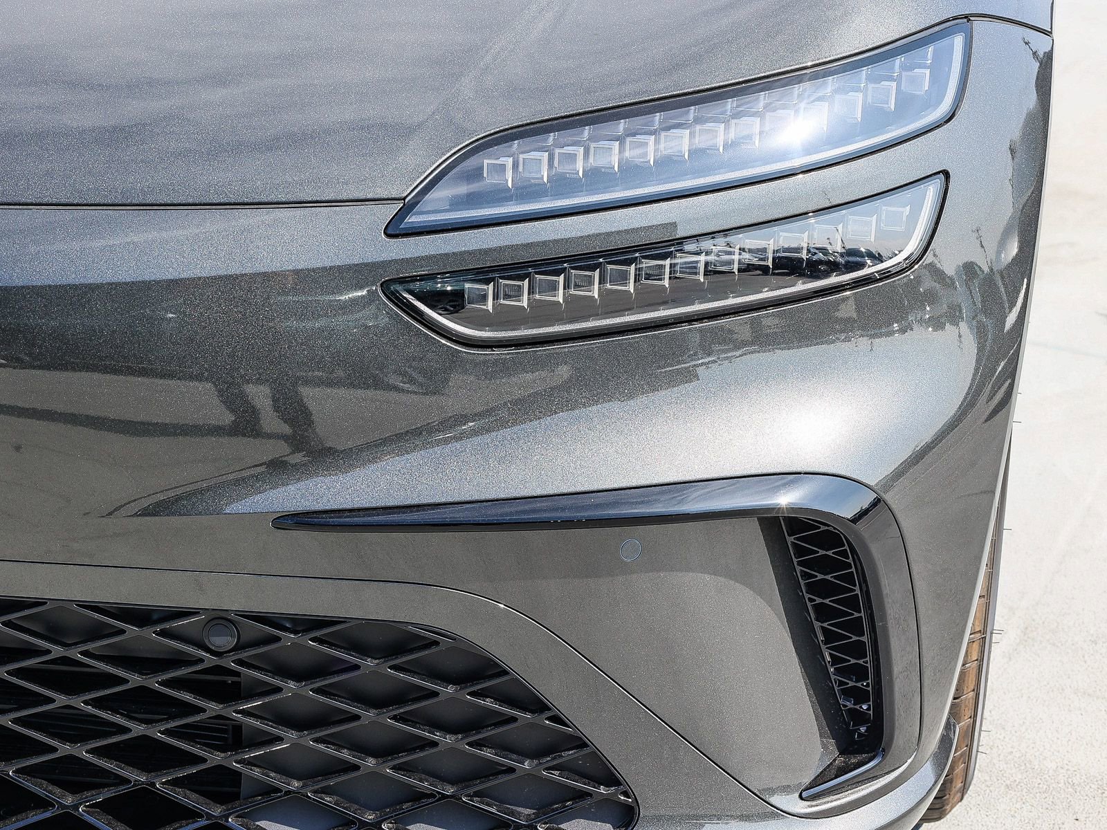 New 2026 Genesis GV60 RWD image 10