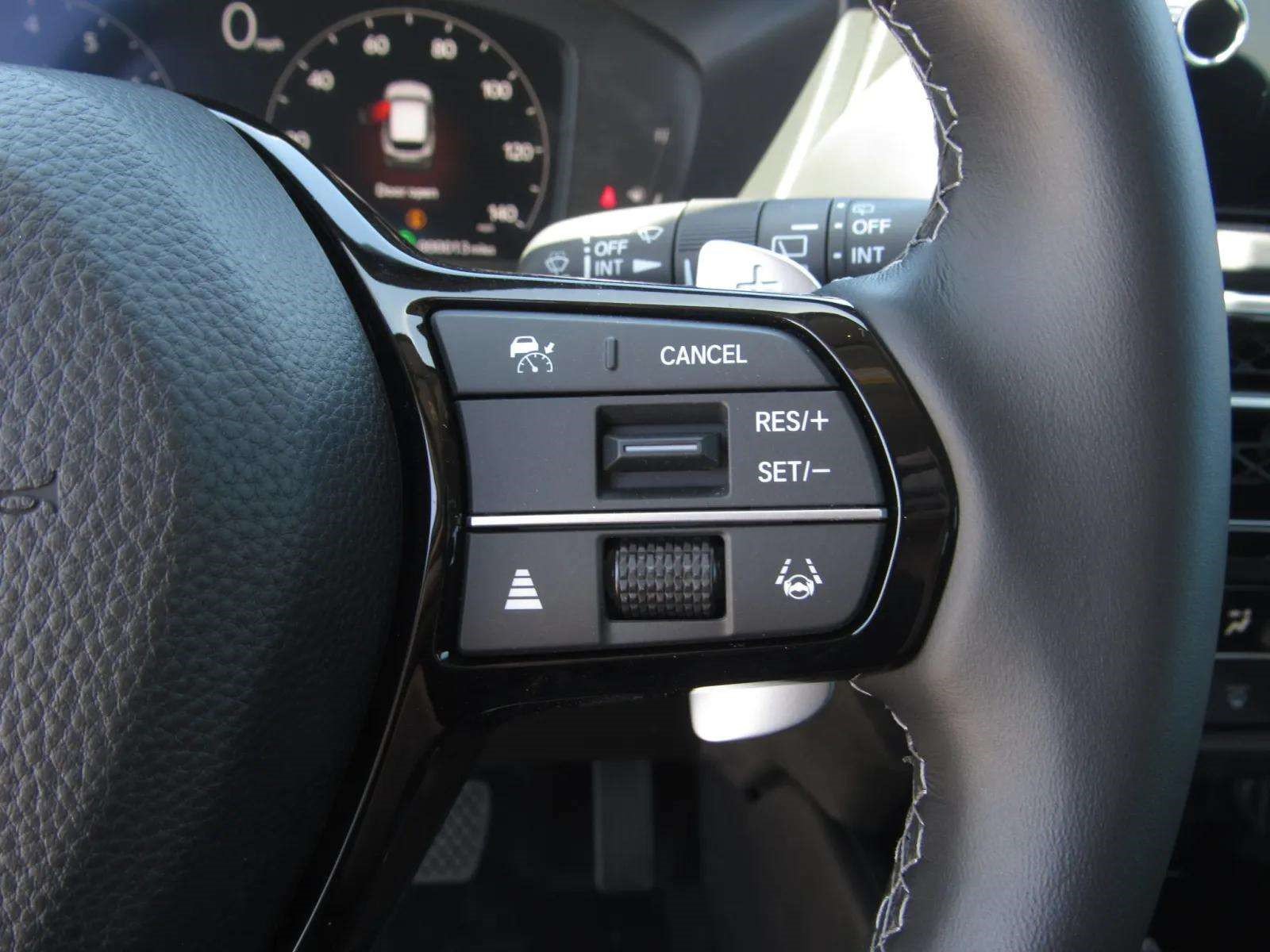 Certified 2025 Acura ADX AWD image 28