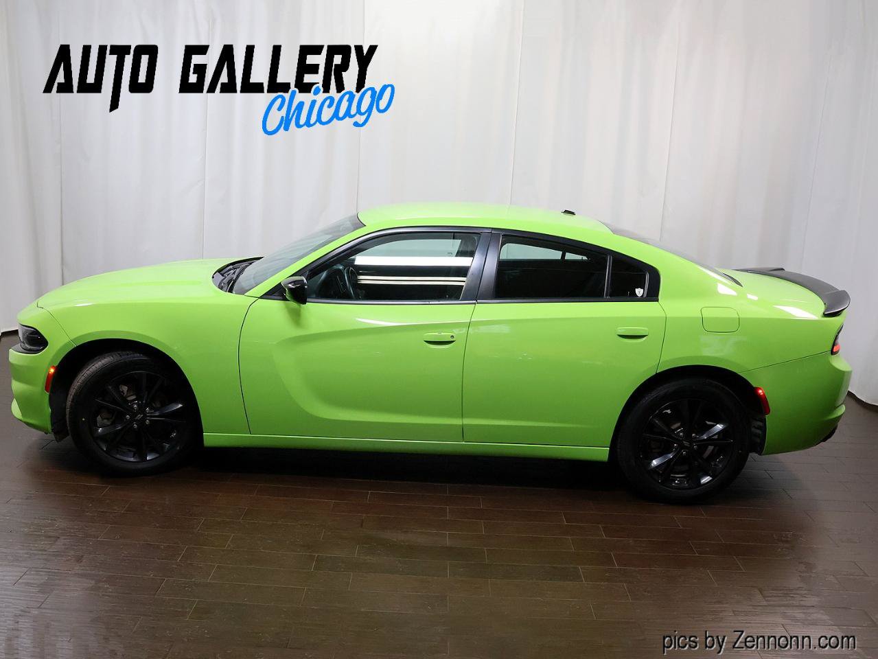 Used 2023 Dodge Charger SXT w/ Blacktop Package AWD/4WD image 10