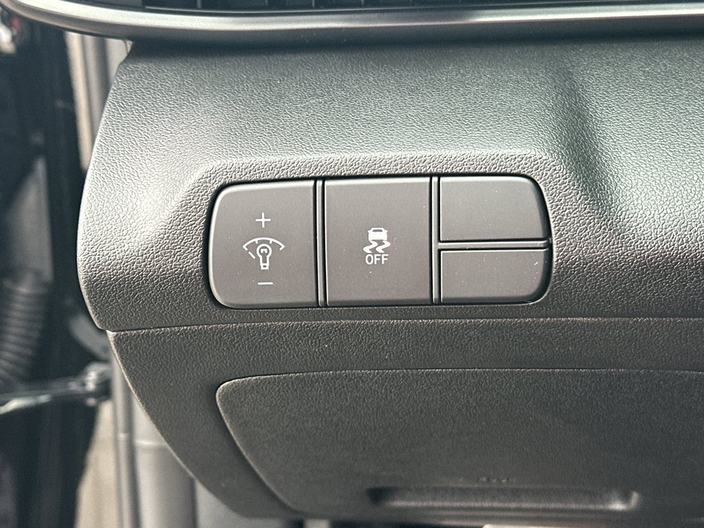 New 2026 Hyundai Elantra SEL Sport Premium FWD image 25