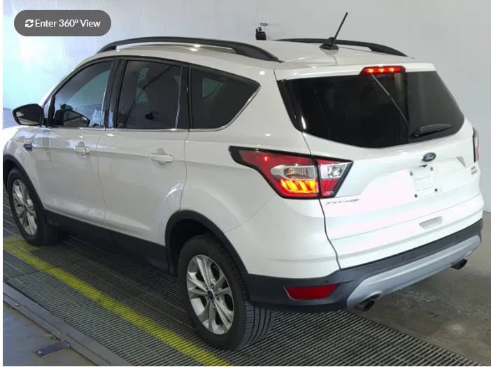 Used 2018 Ford Escape SEL FWD image 3