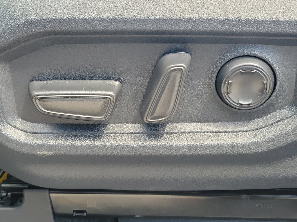 New 2026 Toyota Tundra Platinum AWD/4WD image 11