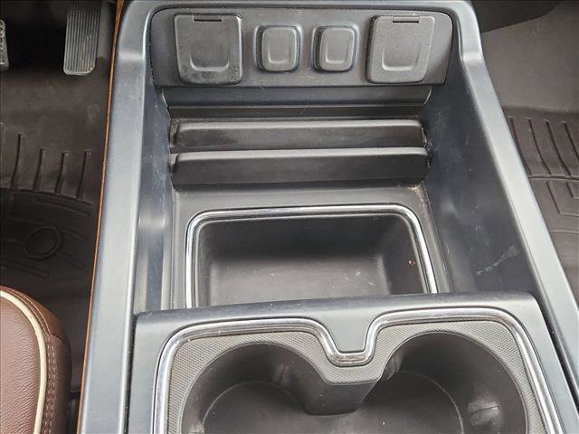 Used 2018 Chevrolet Silverado 2500 High Country w/ Duramax Plus Package image 11