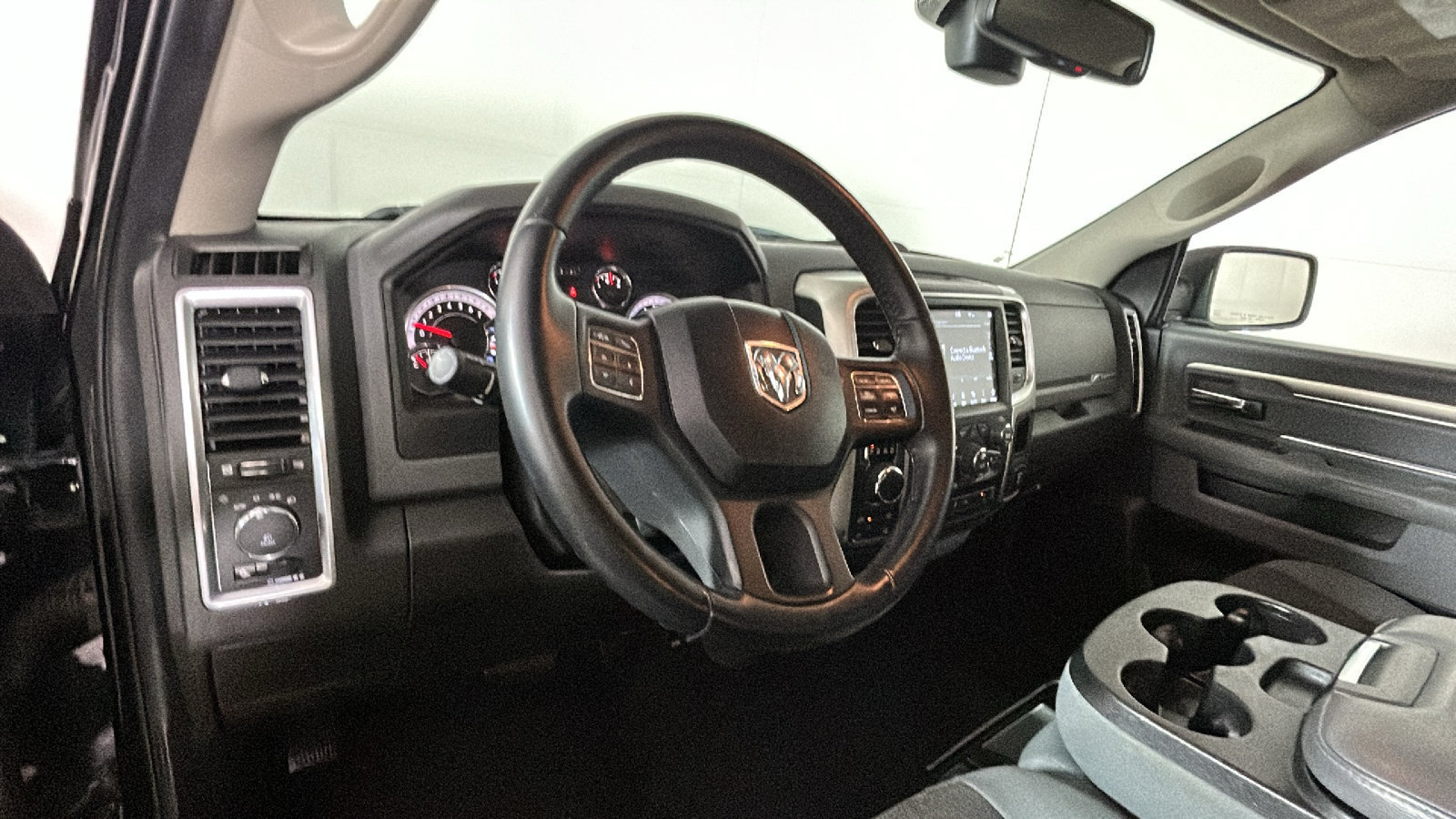 Used 2019 RAM 1500 Big Horn AWD/4WD image 17