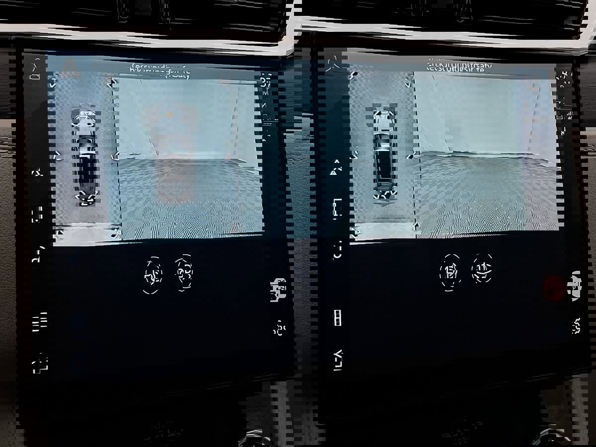 Used 2021 Jaguar F-PACE S image 34