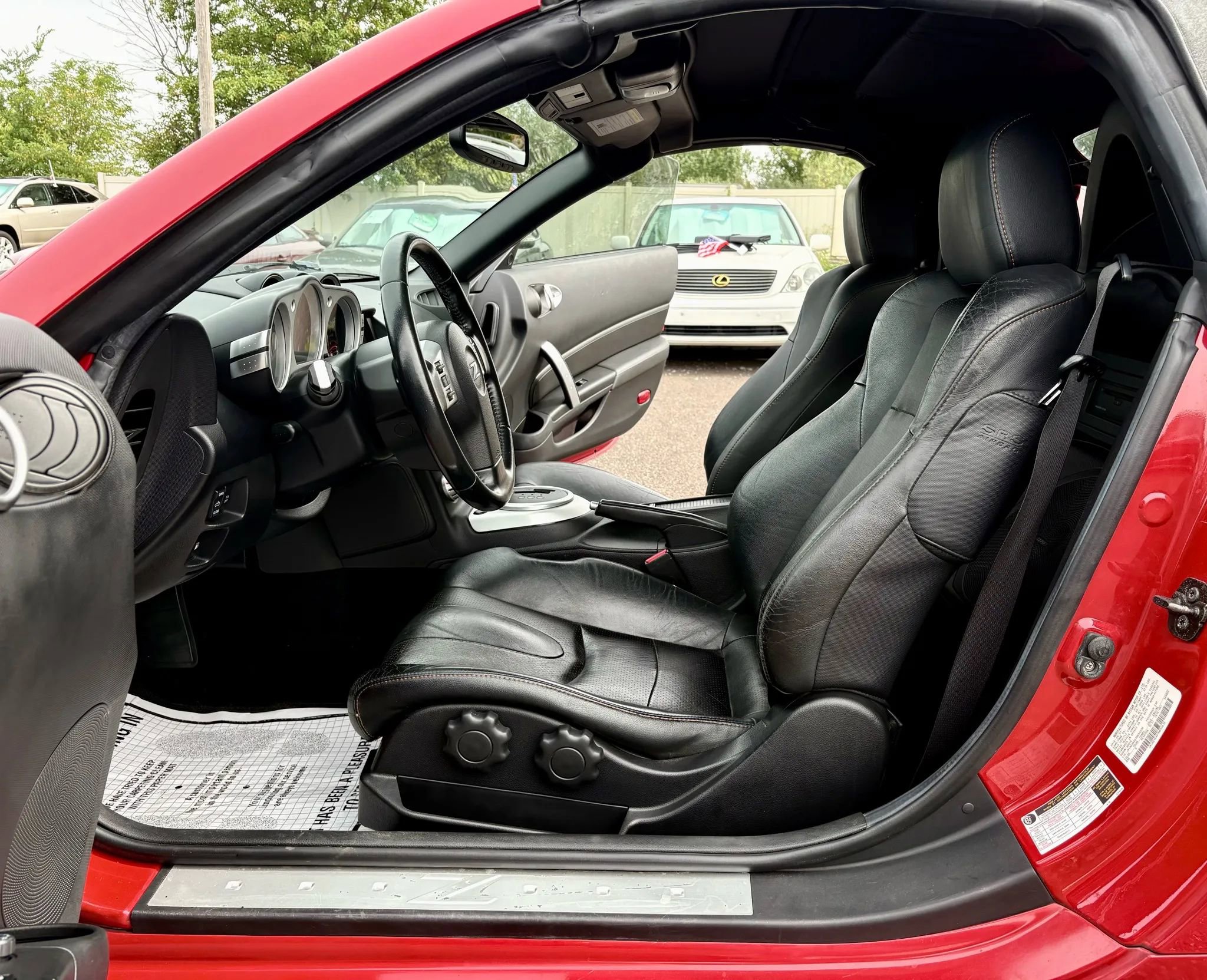 Used 2007 Nissan 350Z Touring image 21