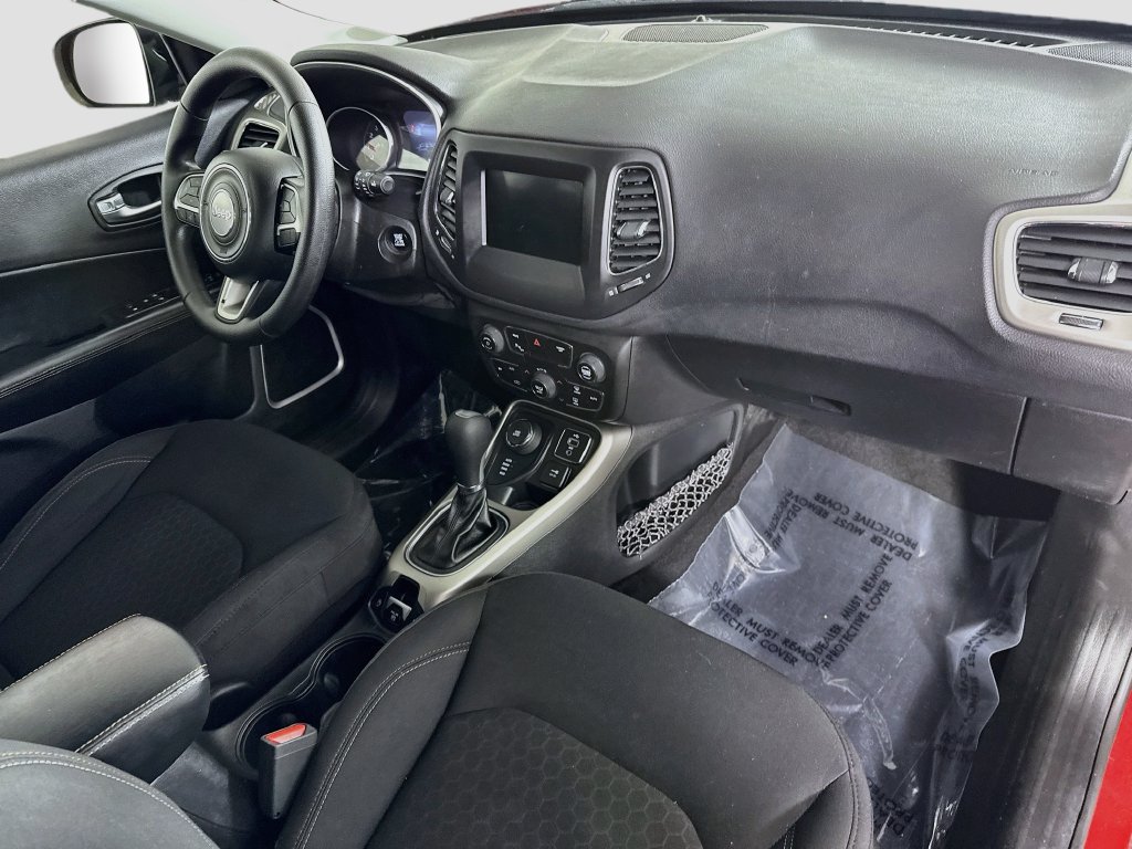 Used 2018 Jeep Compass Sport w/ Tech Group AWD/4WD image 29