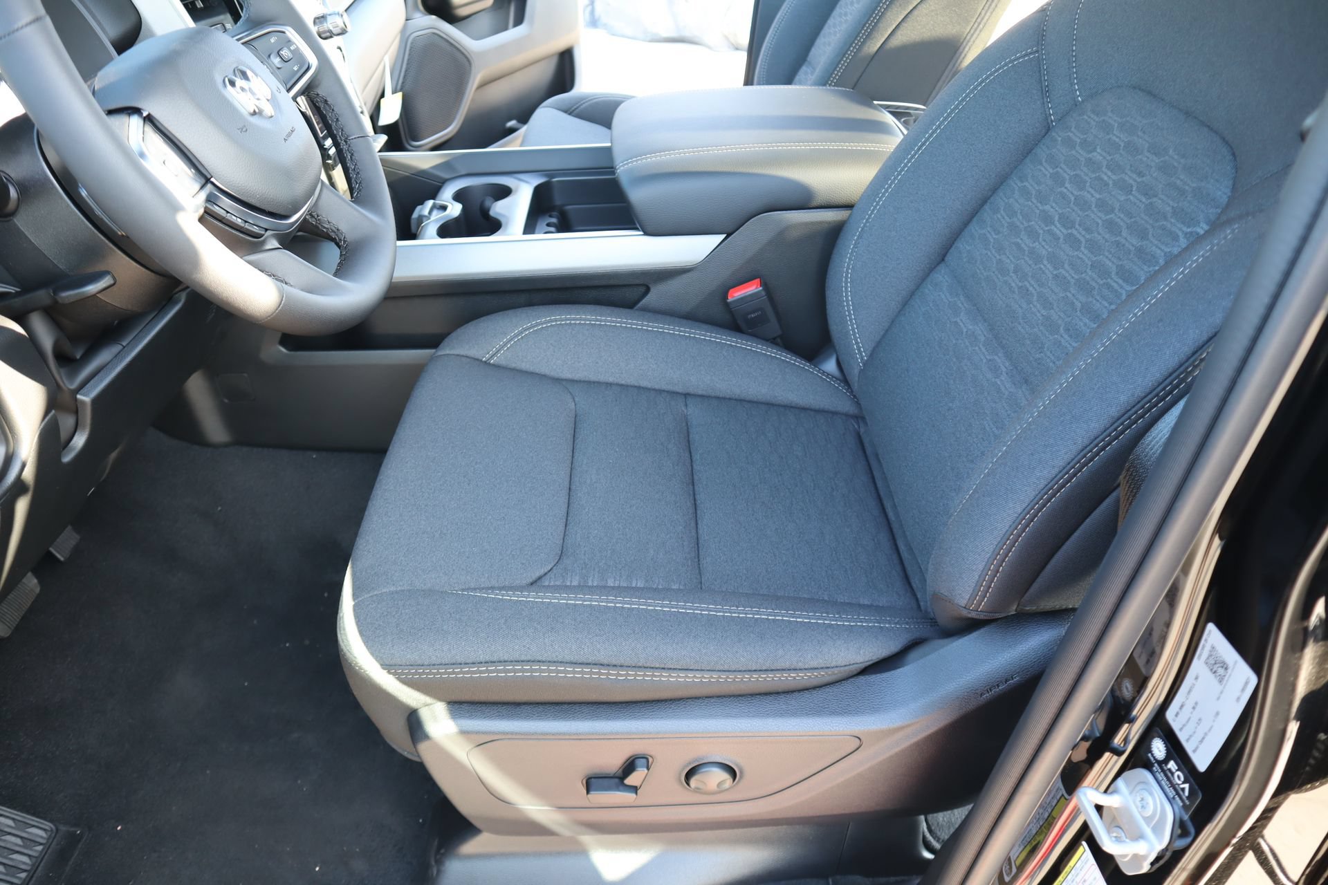 New 2027 RAM 1500 Big Horn AWD/4WD image 12
