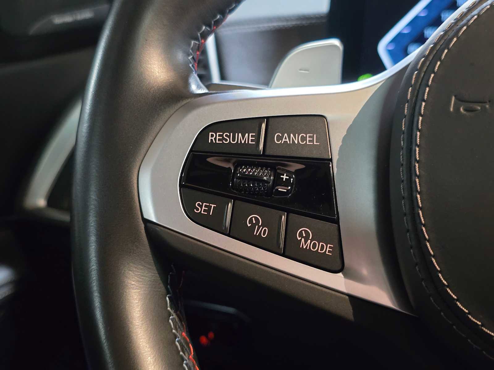 Used 2023 BMW X7 M60i w/ Climate Comfort Package image 69