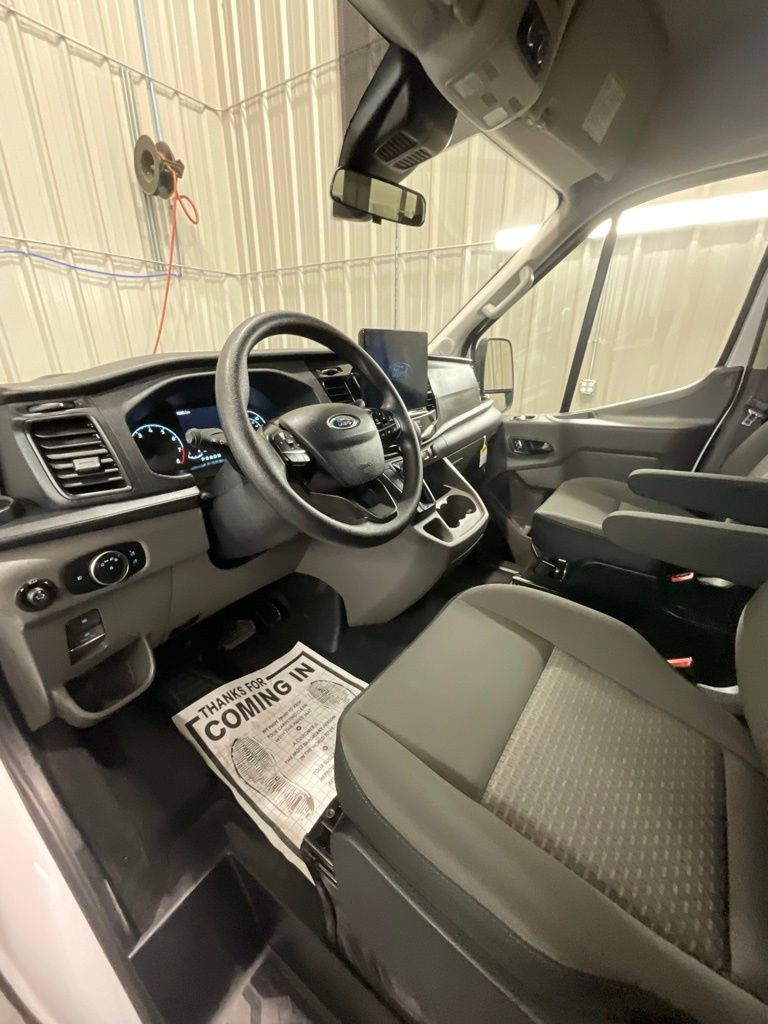 Used 2025 Ford Transit 350 XLT RWD image 9