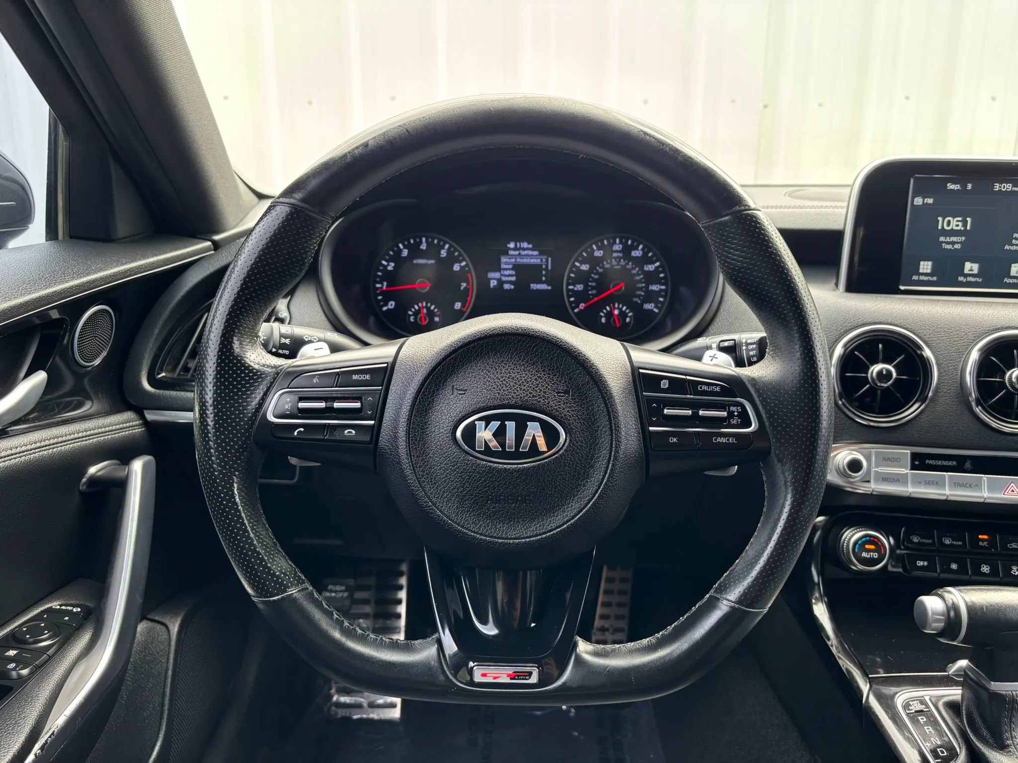 Used 2021 Kia Stinger GT-Line RWD image 19