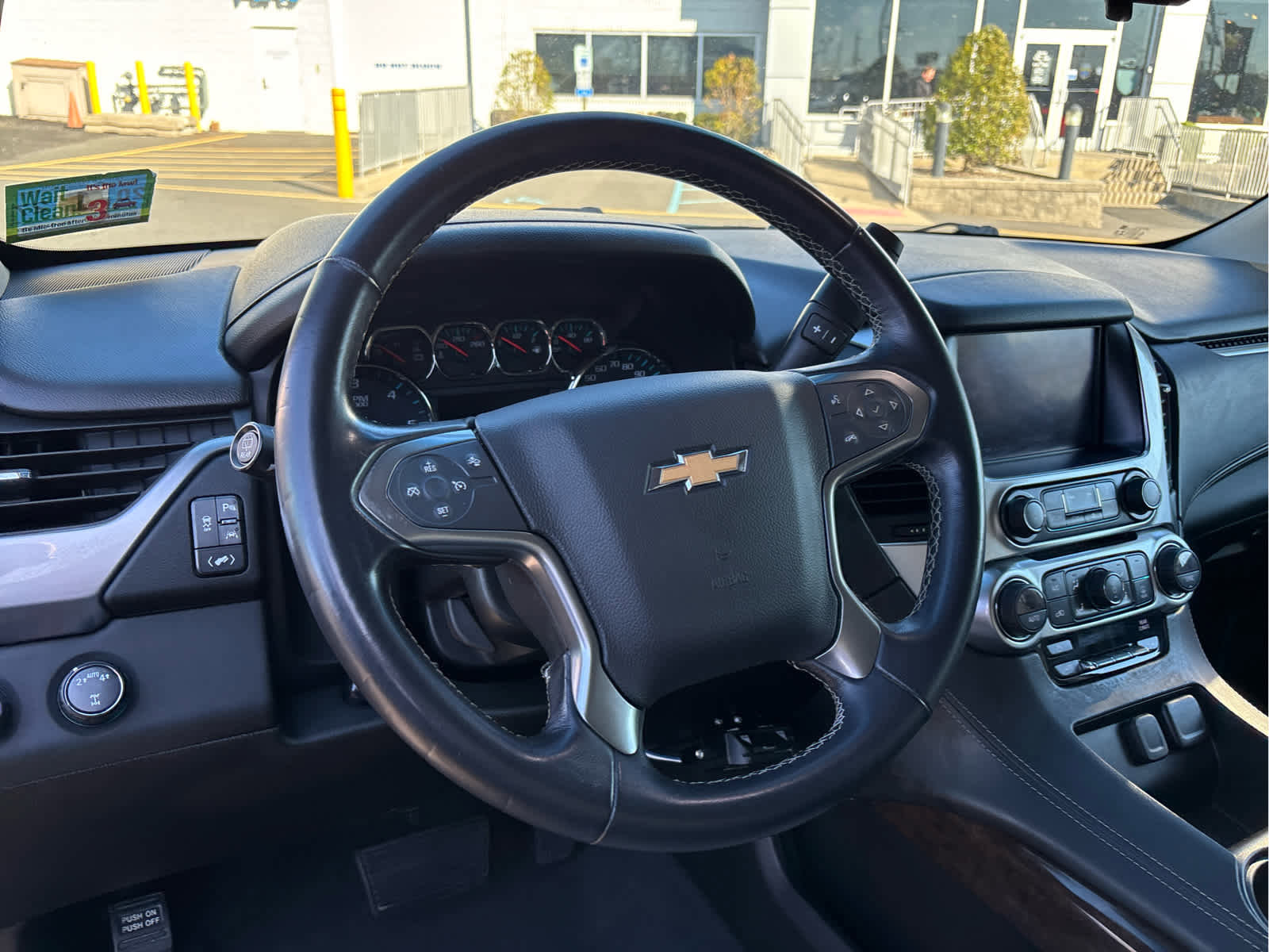 Used 2019 Chevrolet Tahoe LS w/ Enhanced Driver Alert Package AWD/4WD image 9