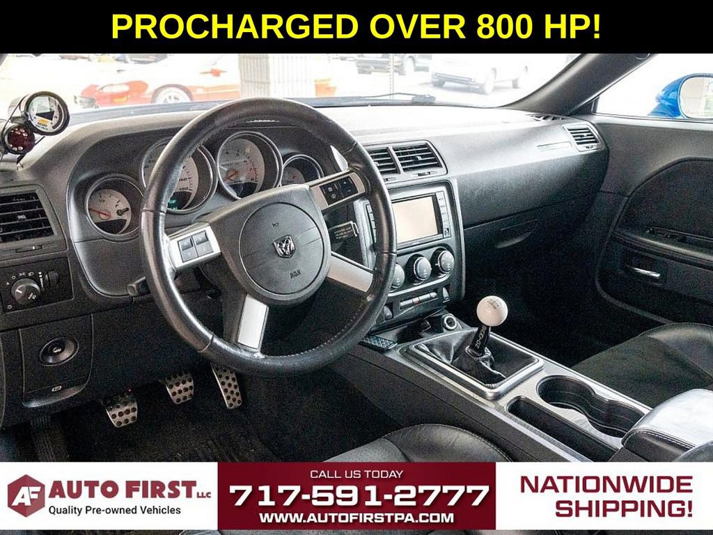 Used 2009 Dodge Challenger SRT8 RWD image 7