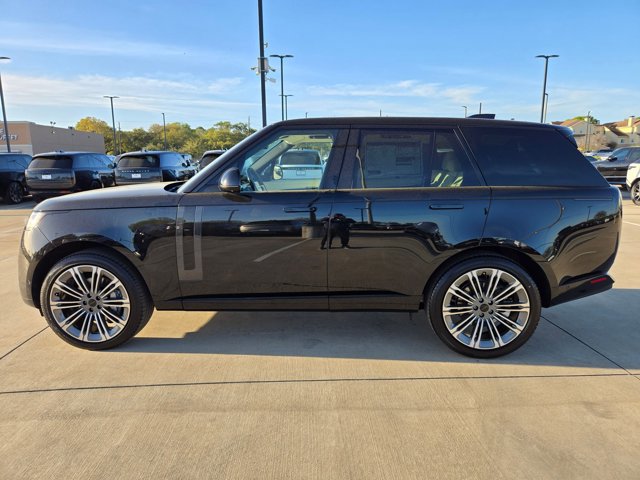 New 2026 Land Rover Range Rover SE image 5