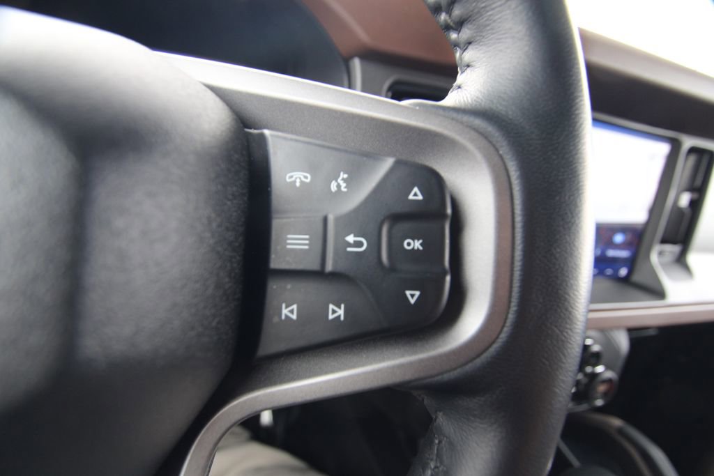 Used 2024 Ford Bronco Outer Banks image 21