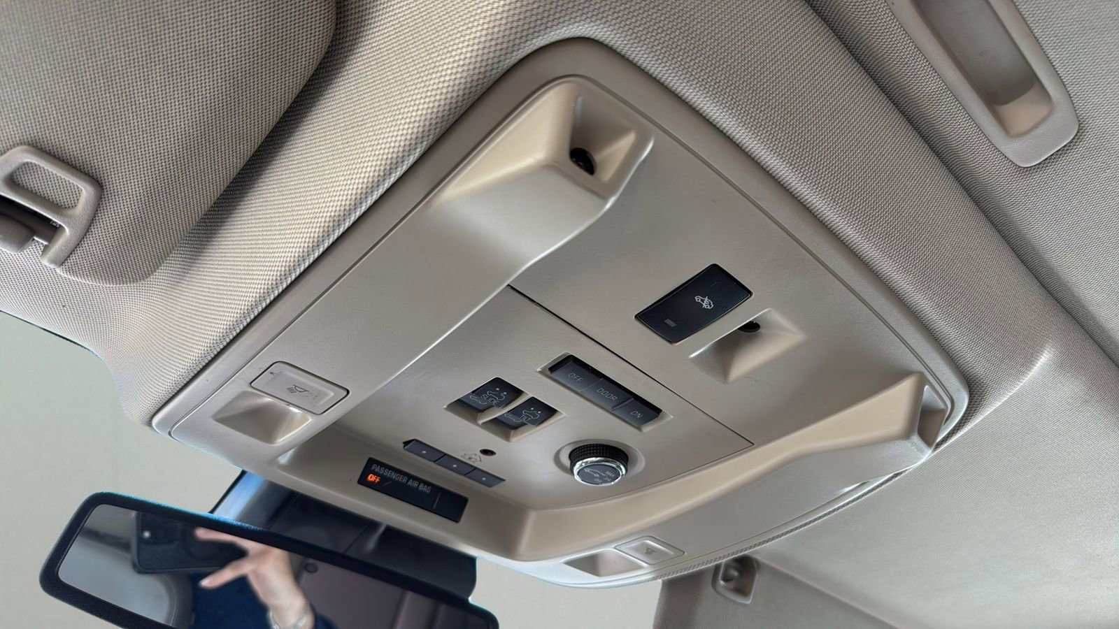 Used 2015 Chevrolet Tahoe LT RWD image 20