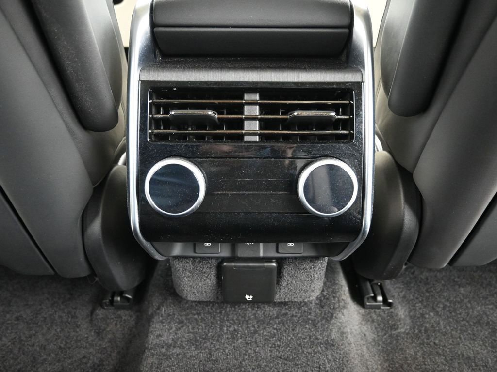 Used 2022 Land Rover Range Rover Long Wheelbase SE image 25