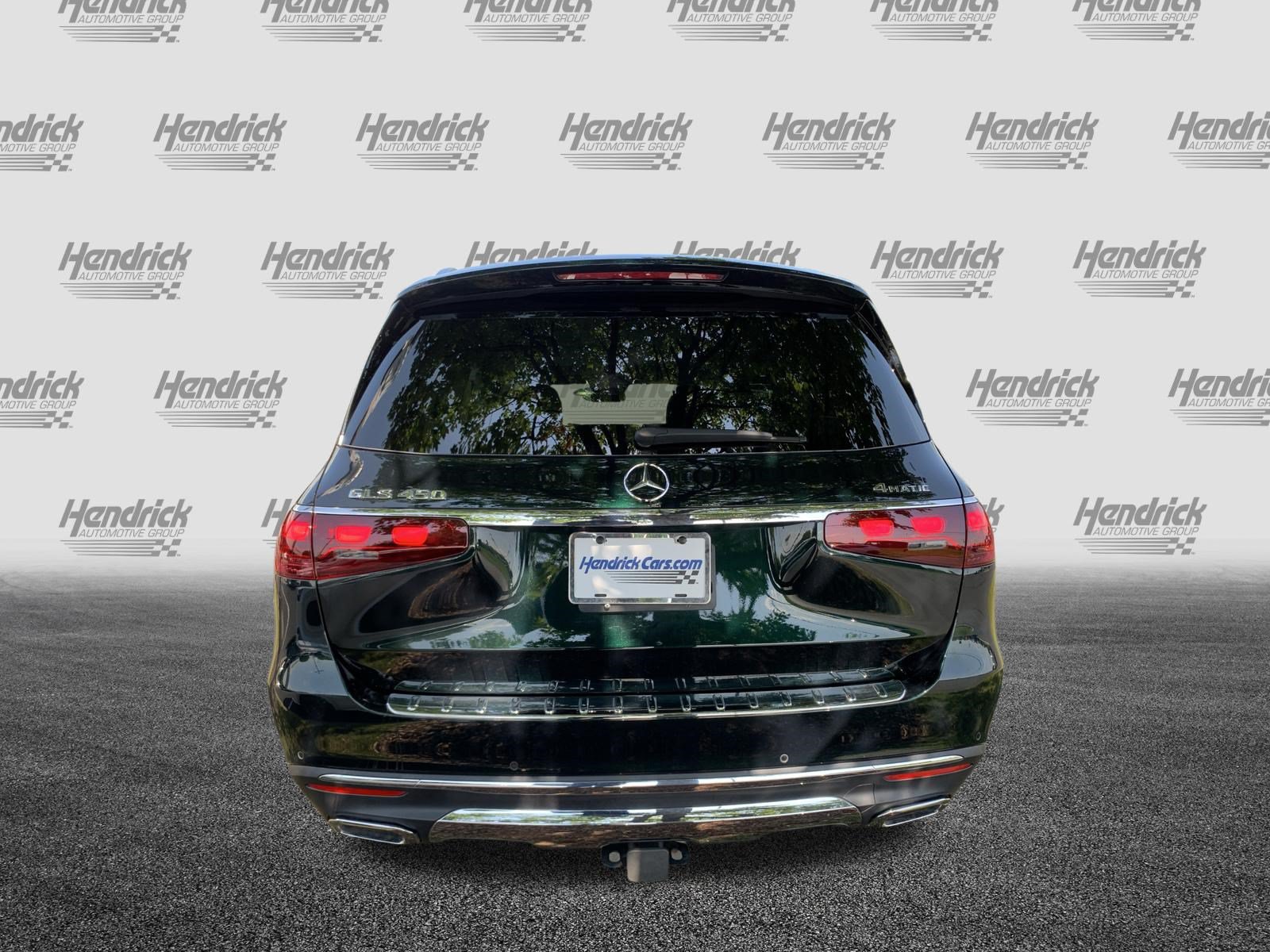 Used 2025 Mercedes-Benz GLS 450 4MATIC image 9