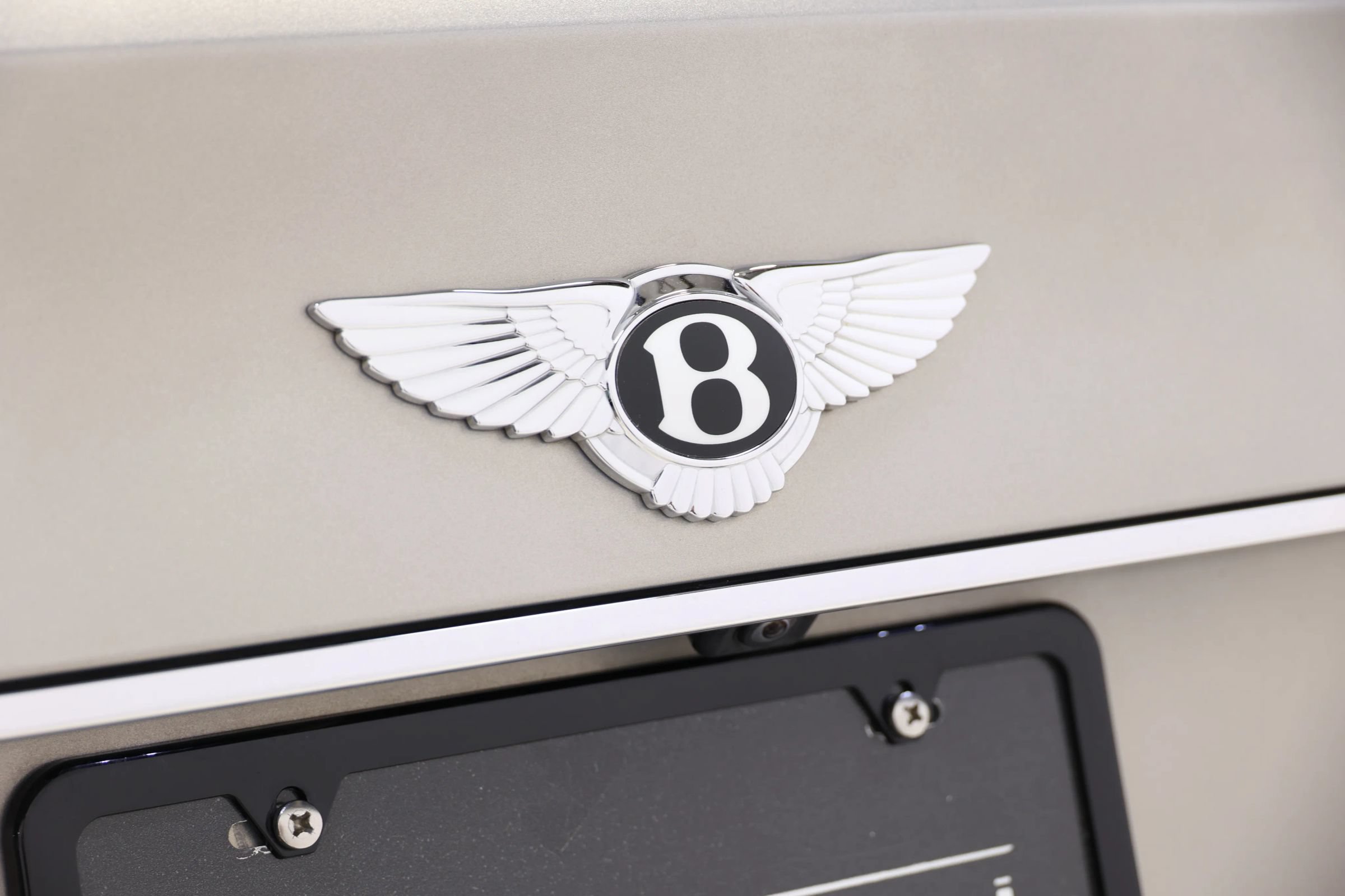 Used 2018 Bentley Bentayga Onyx Edition AWD/4WD image 80