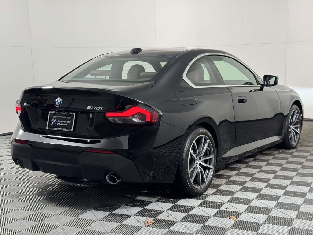 Used 2023 BMW 230i xDrive Coupe w/ Convenience Package image 10