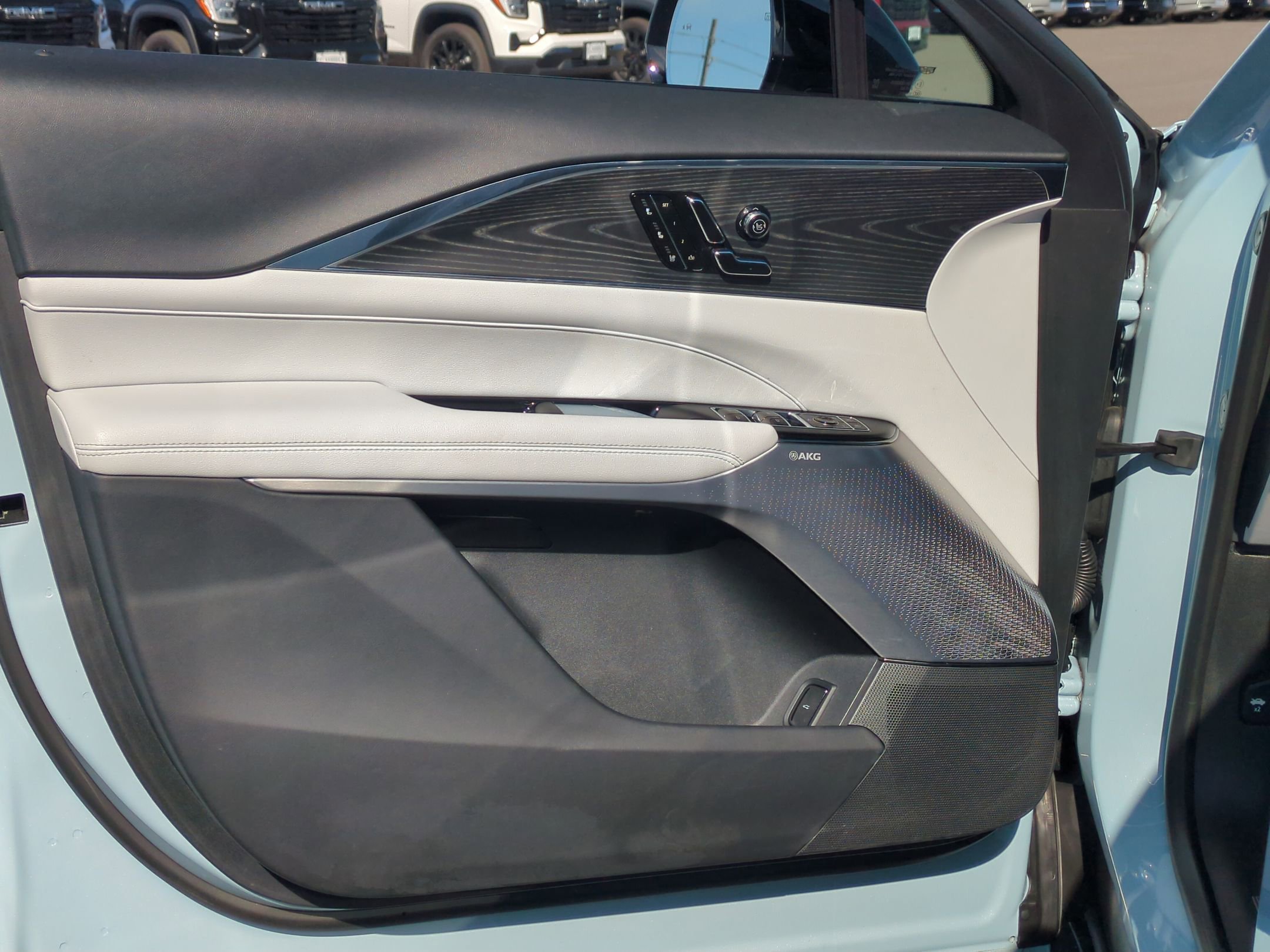 Certified 2024 Cadillac Lyriq Sport image 23